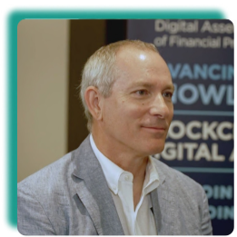 Experte Tokenisierung Roger Bayston