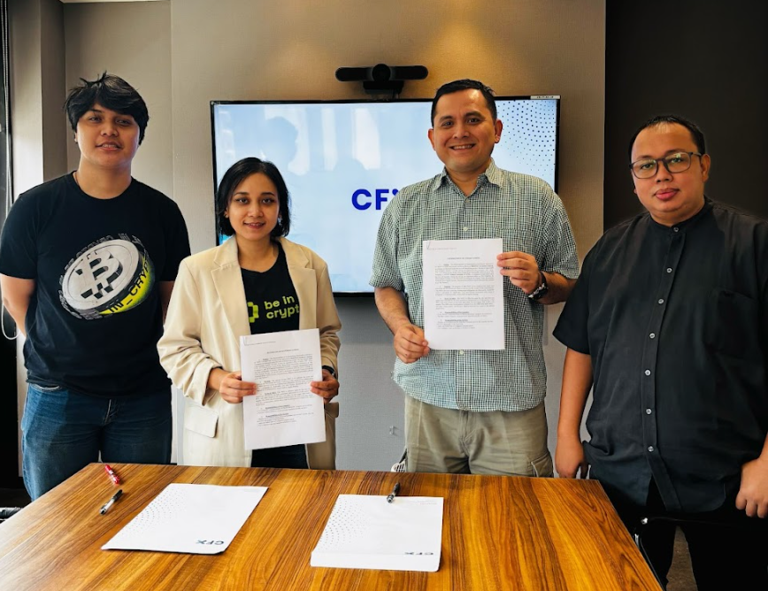 BeInCrypto Indonesien Team mit CFX-Vertreter